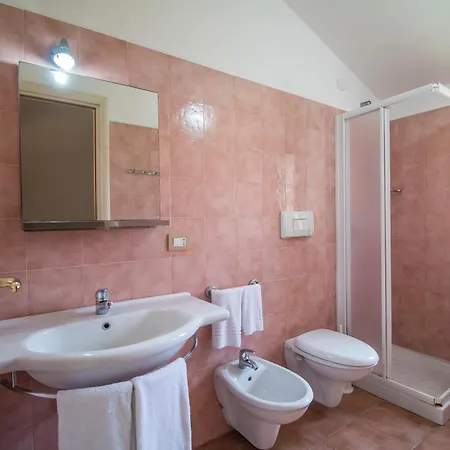 Rey Club Aparthotel 3*