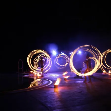 Rey Club مونتي ناي