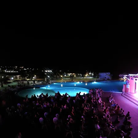 Rey Club شقة فندقية