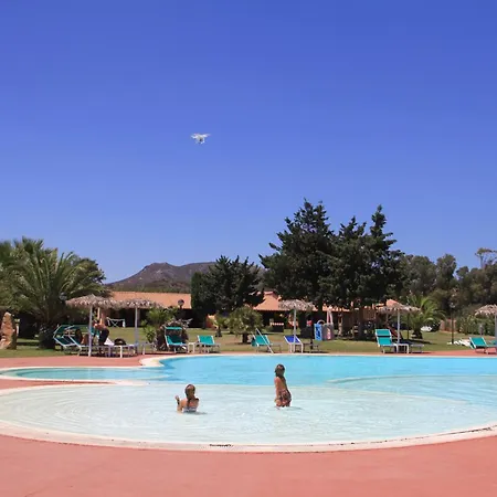 Rey Club 3* Monte Nai