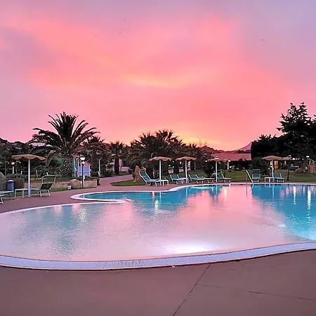 Rey Club Aparthotel 3*