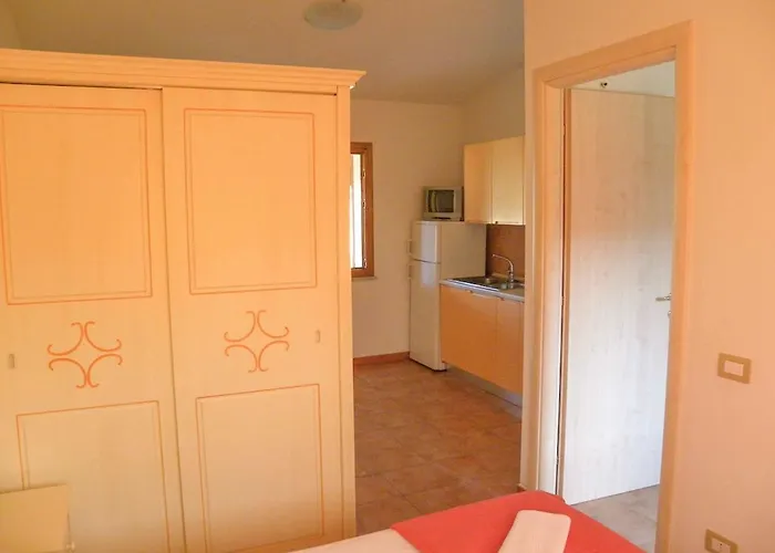 Rey Club 3* 몬테나이